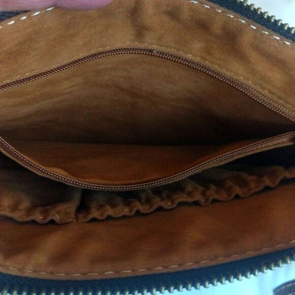 Patricia Nash Cassini Wristlet NWOT - Picture 7 of 11